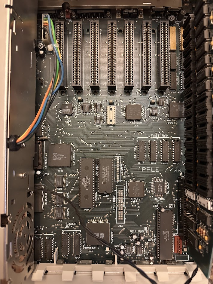 Материнская плата Apple IIgs